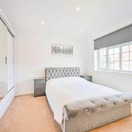 Premium Private Apartment Minutes To Central London Eksteriør bilde
