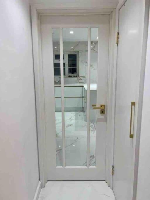 Premium Private Apartment Minutes To Central London Eksteriør bilde