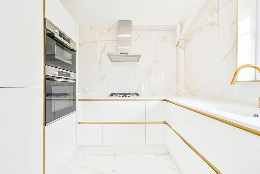 Premium Private Apartment Minutes To Central London Eksteriør bilde